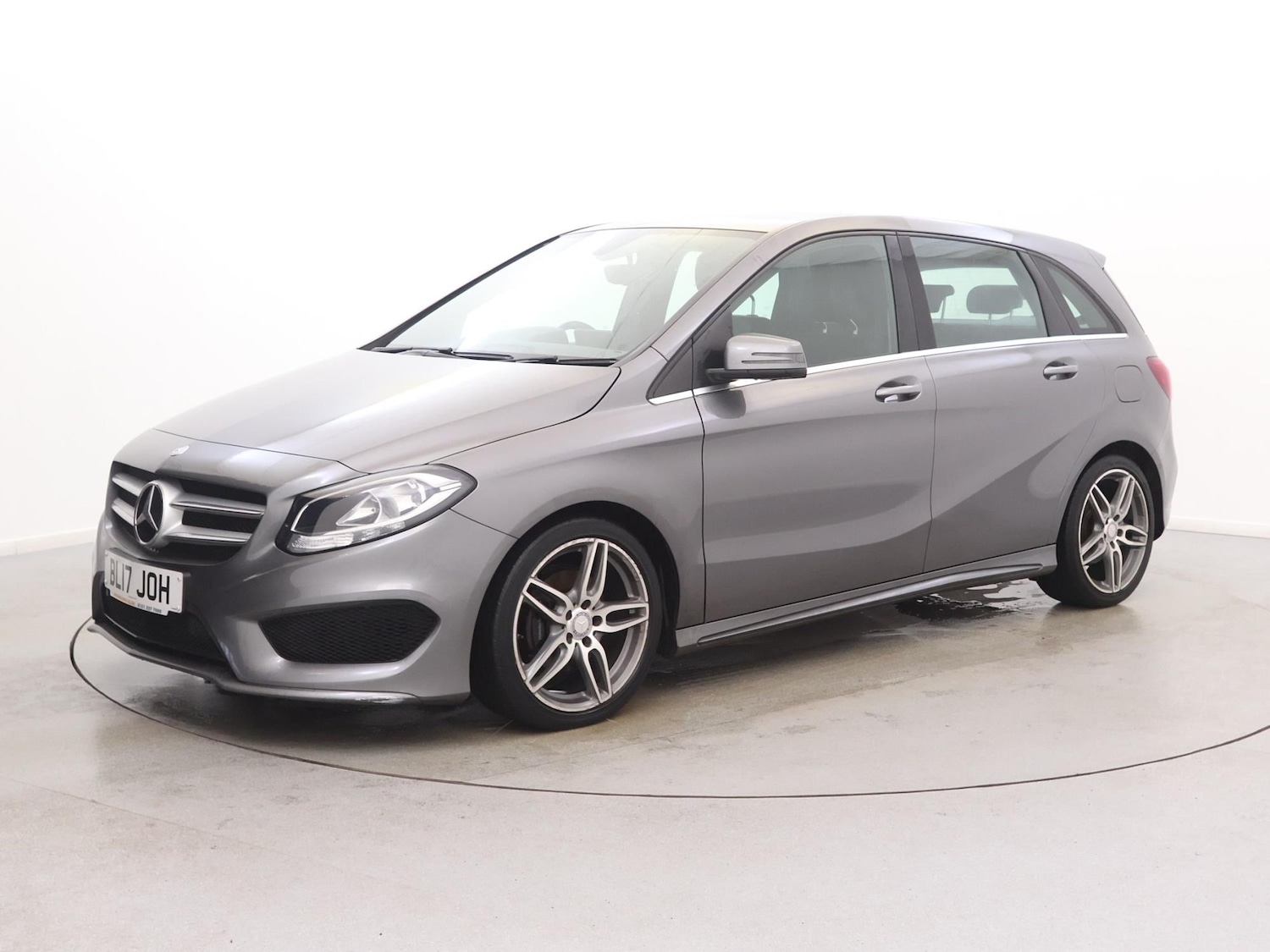 Used Mercedes-Benz B Class 2017 for sale - 77601582: Photo 3