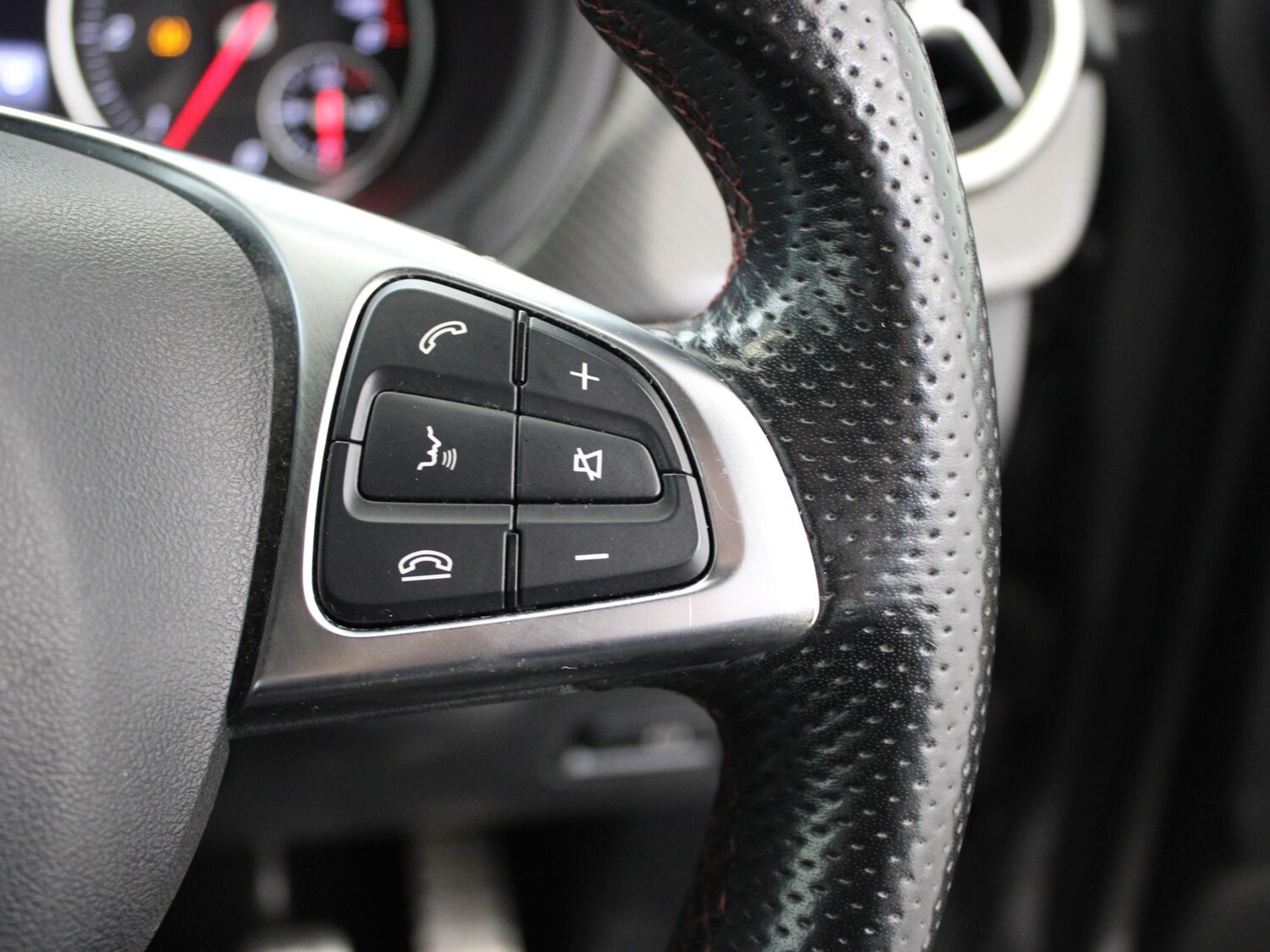 Used Mercedes-Benz B Class 2017 for sale - 77601582: Photo 30