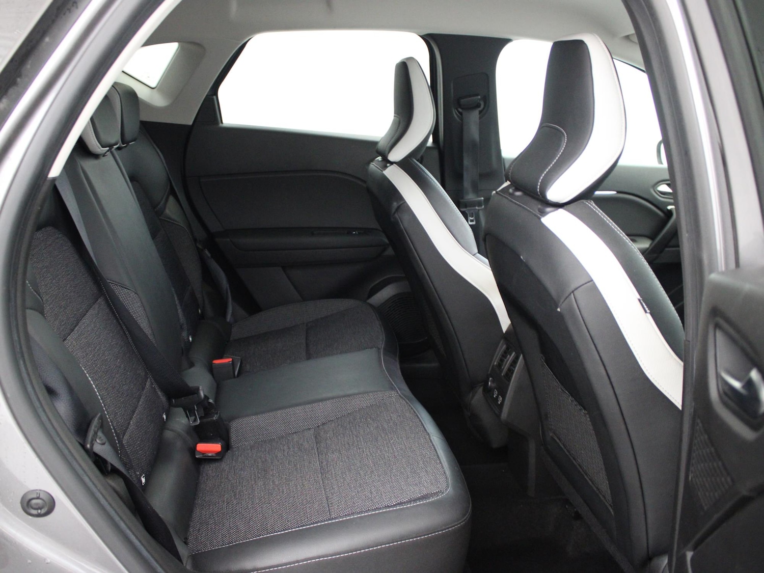 Used Renault Captur 2022 for sale - 76502888: Photo 11