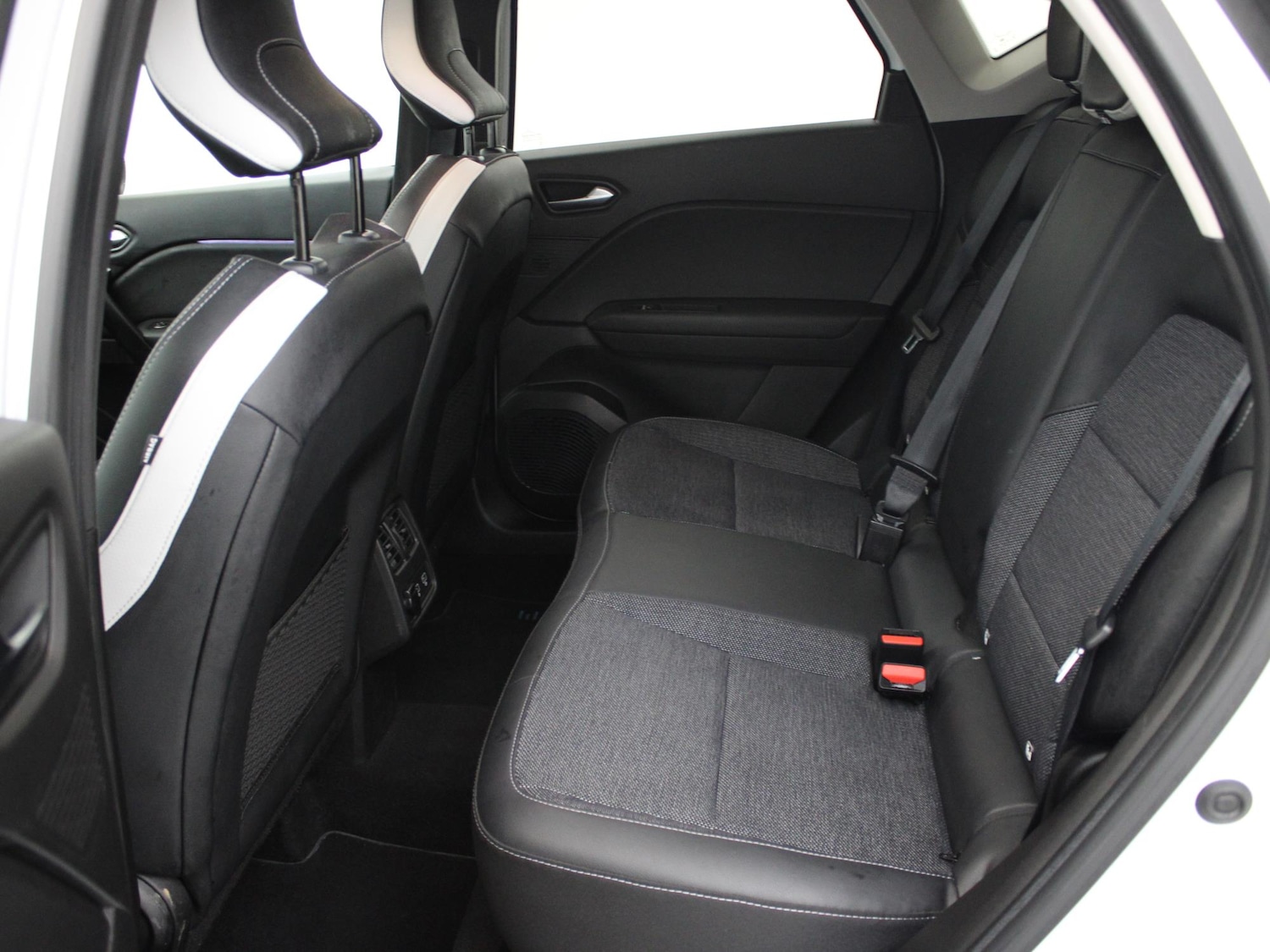 Used Renault Captur 2022 for sale - 76515823: Photo 11