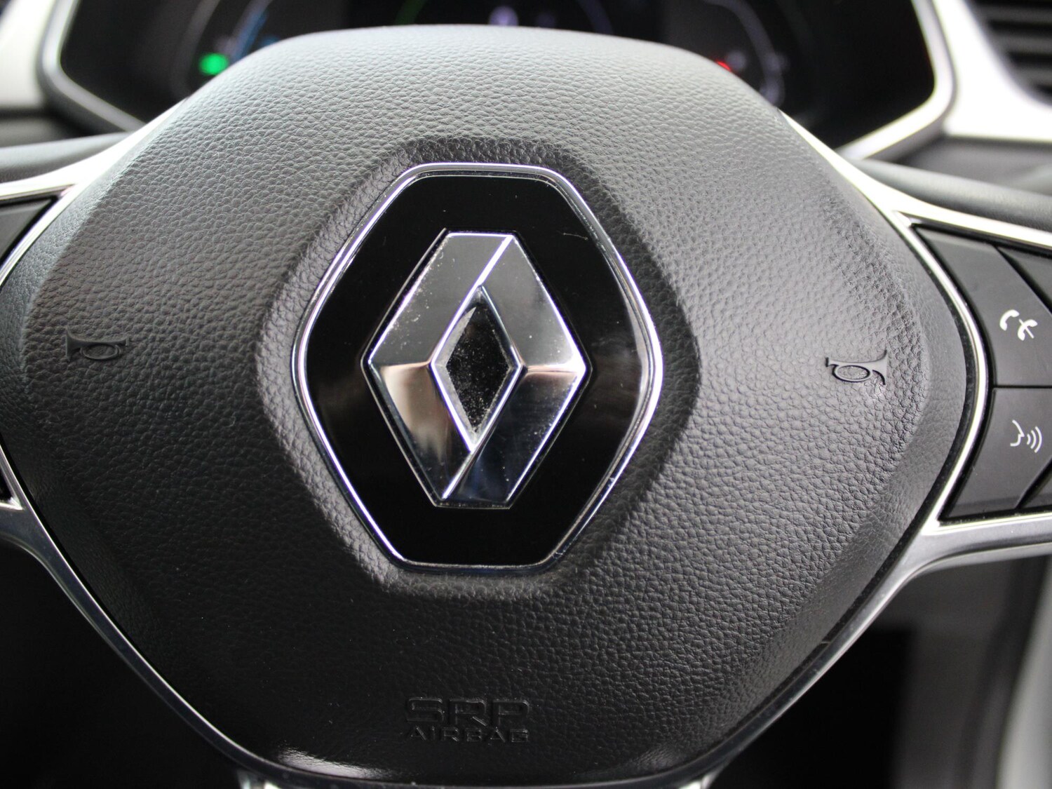 Used Renault Captur 2022 for sale - 76515823: Photo 33