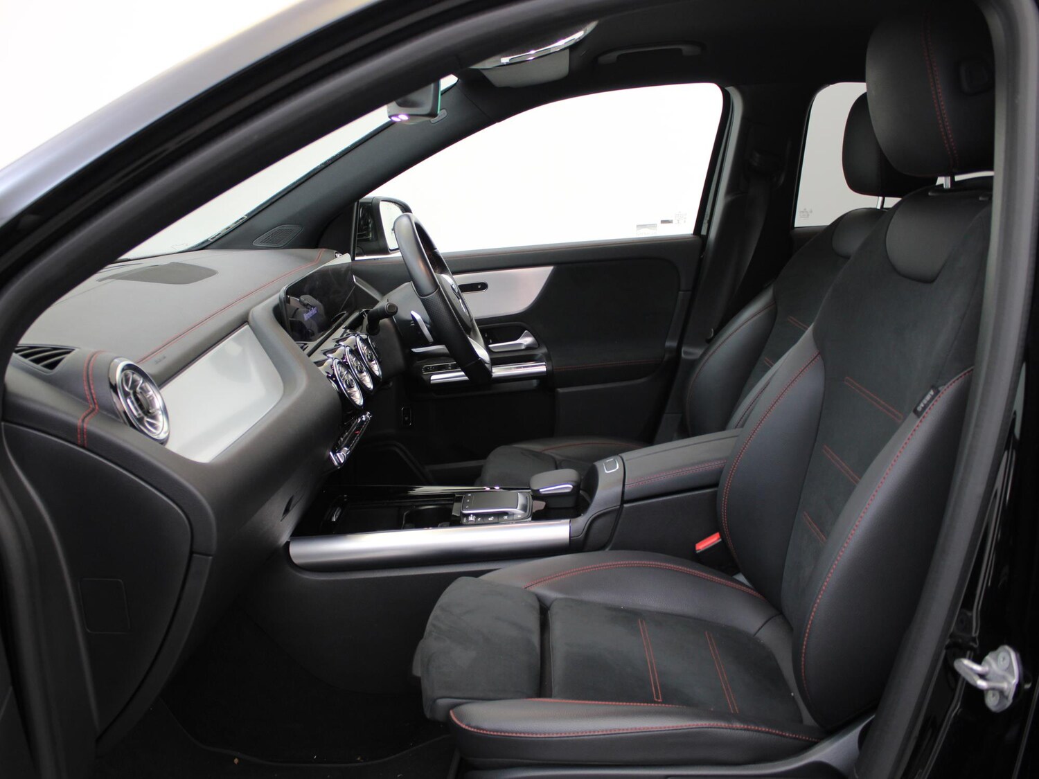 Used Mercedes-Benz EQA 2021 for sale - 77758370: Photo 11