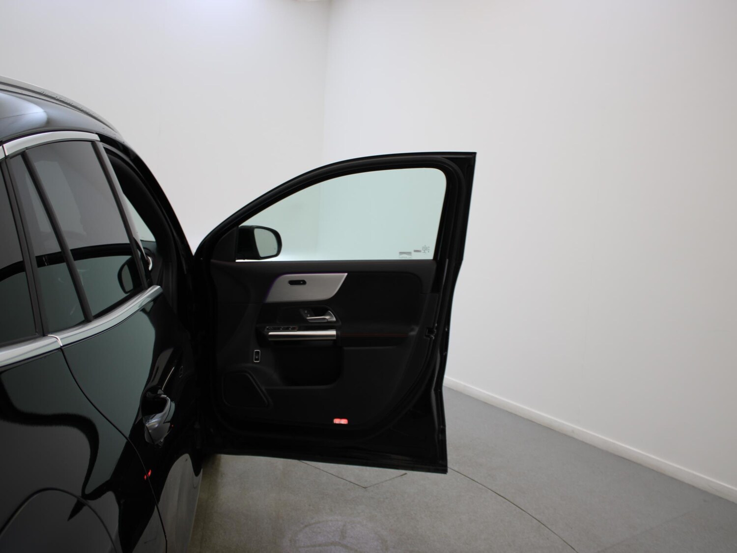 Used Mercedes-Benz EQA 2021 for sale - 77758370: Photo 40