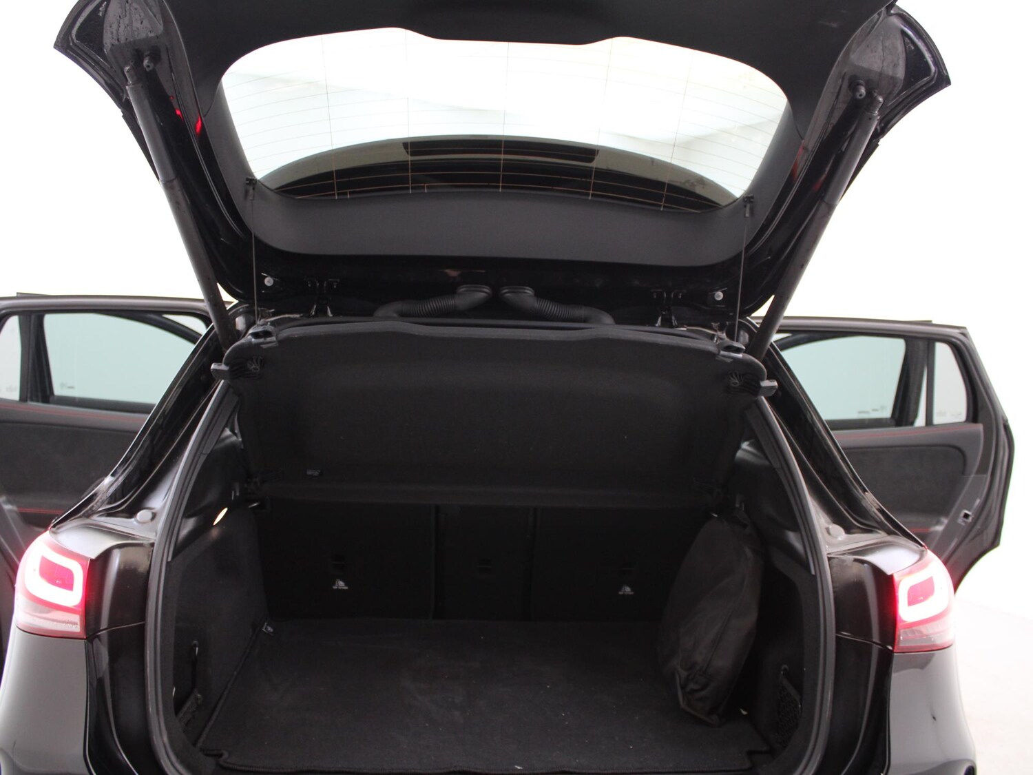 Used Mercedes-Benz EQA 2021 for sale - 77758370: Photo 45