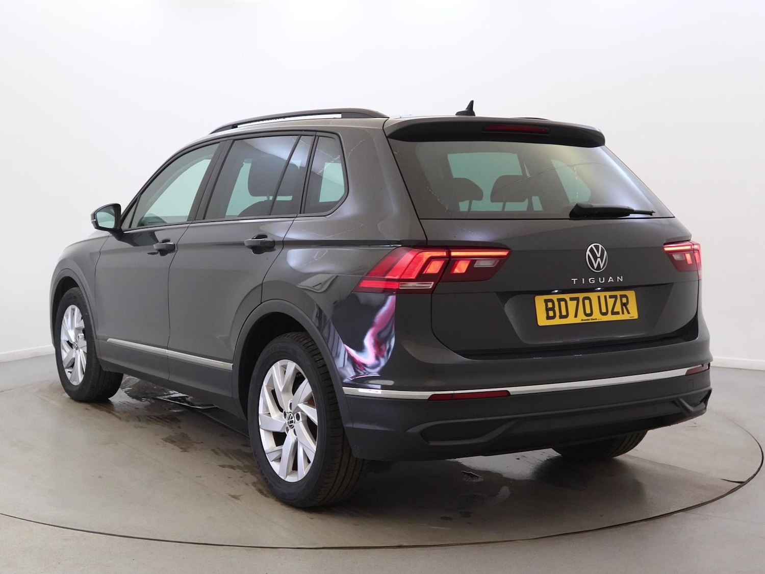 Used Volkswagen Tiguan 2021 for sale - 76263933: Photo 7