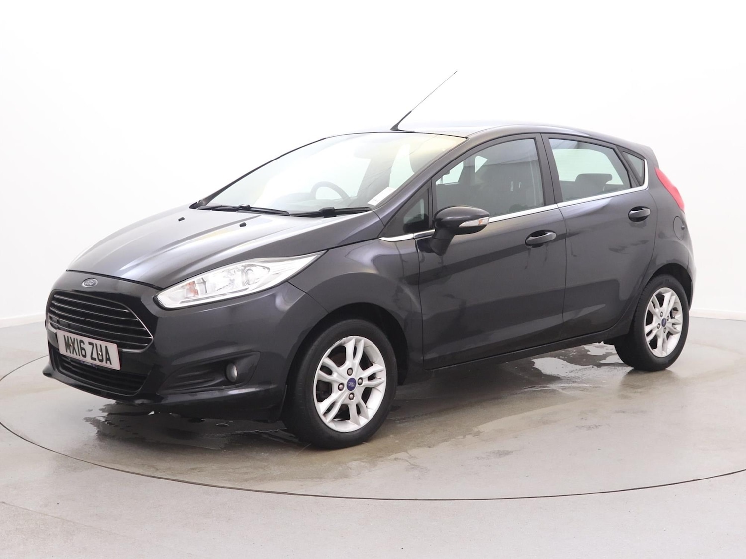 Used Ford Fiesta 2016 for sale - 77842990: Photo 3