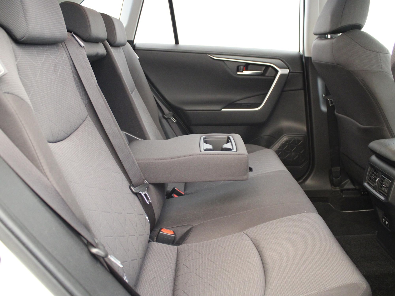 Used Toyota RAV4 2020 for sale - 76844617: Photo 11