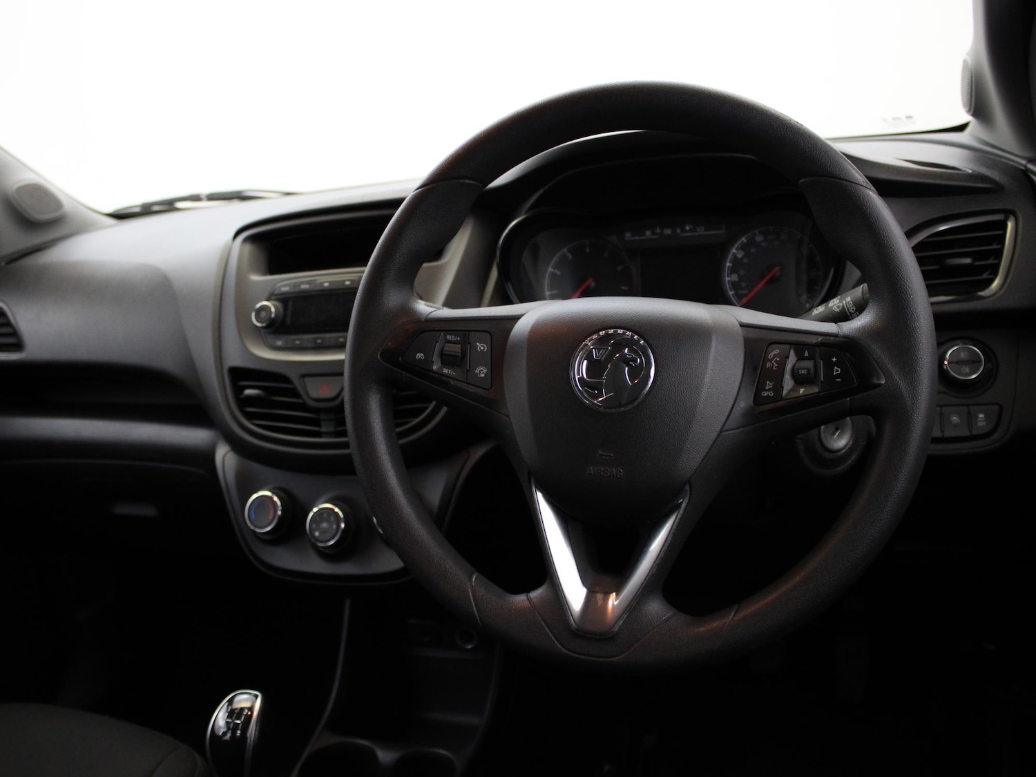 Used Vauxhall Viva 2016 for sale - 77240120: Photo 15