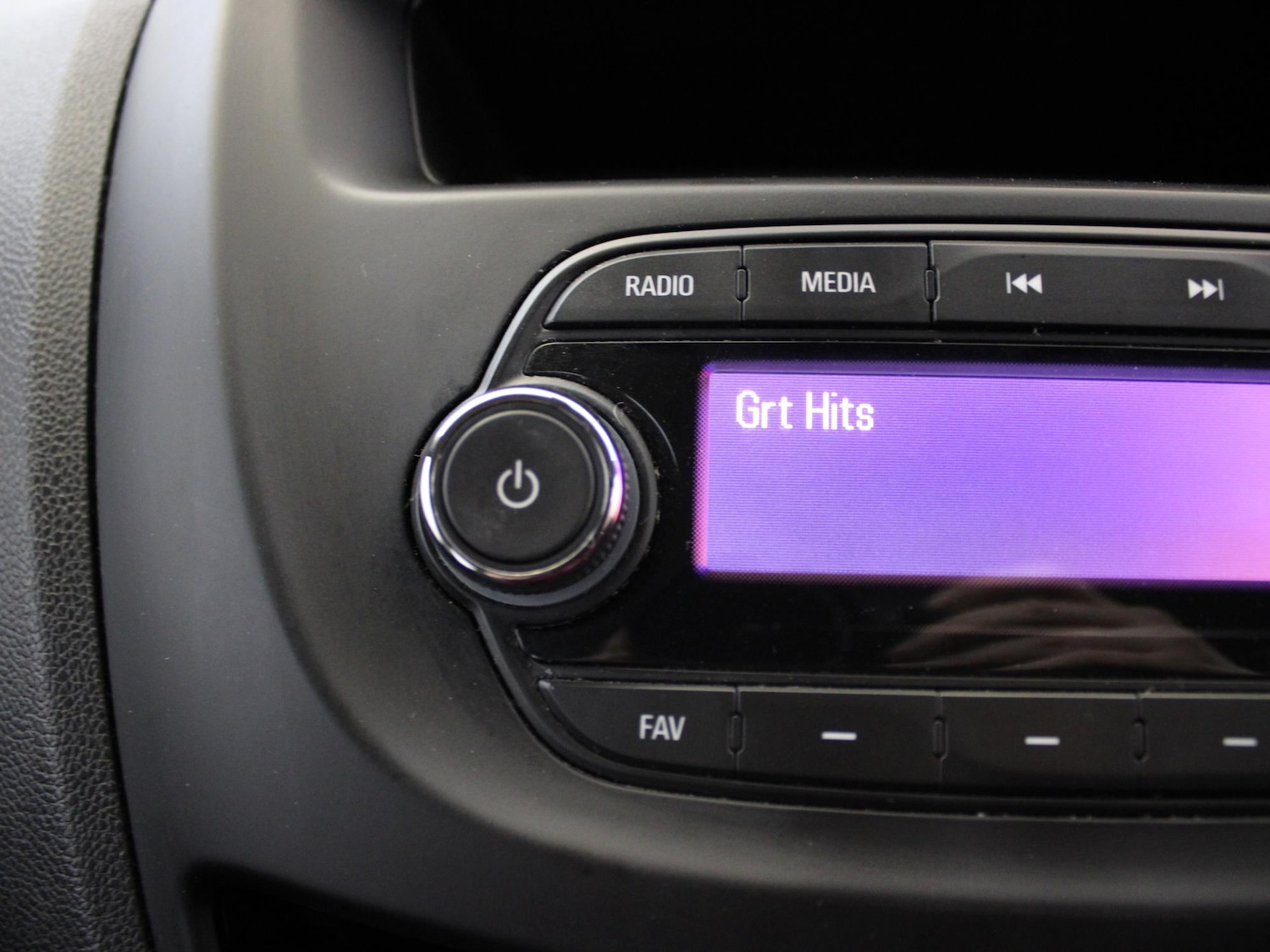 Used Vauxhall Viva 2016 for sale - 77240120: Photo 21