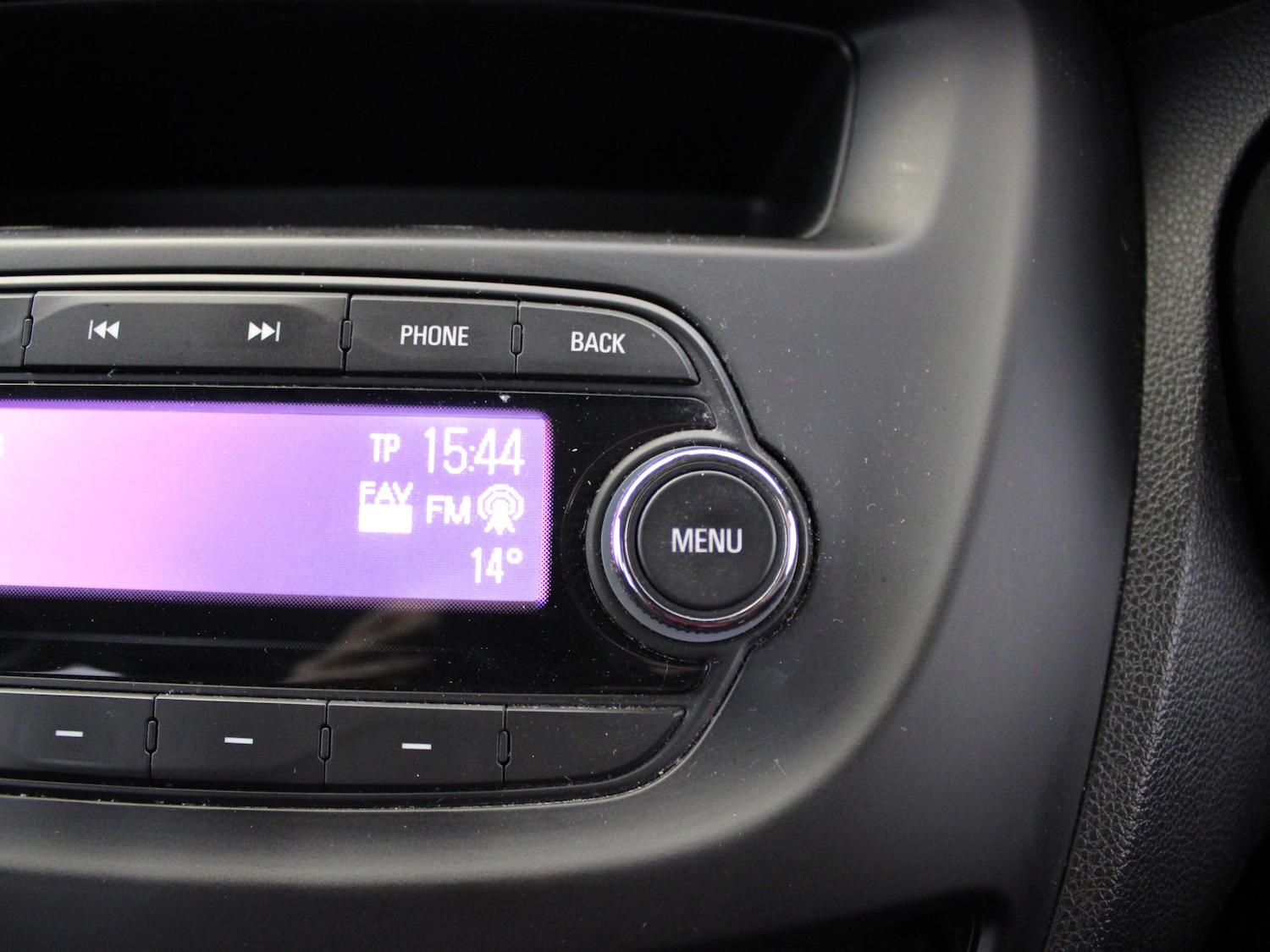 Used Vauxhall Viva 2016 for sale - 77240120: Photo 22