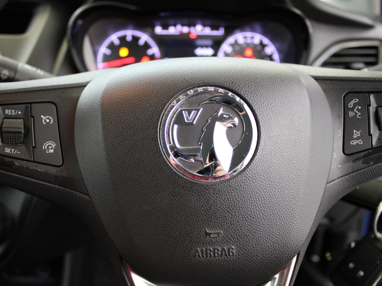 Used Vauxhall Viva 2016 for sale - 77240120: Photo 27