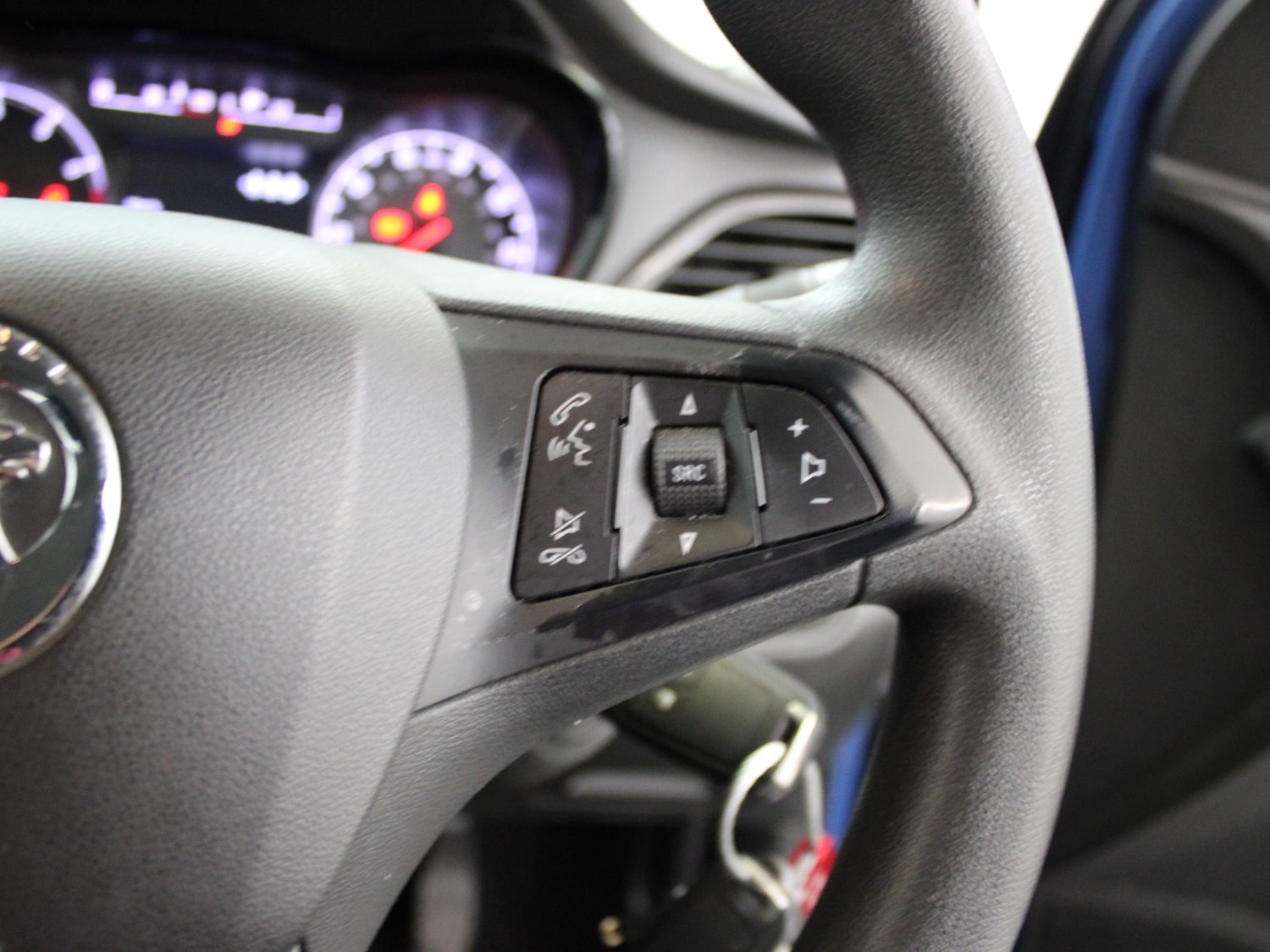 Used Vauxhall Viva 2016 for sale - 77240120: Photo 29