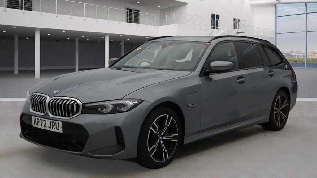 Used BMW 3 Series 2022 for sale - 76692297: Photo 2