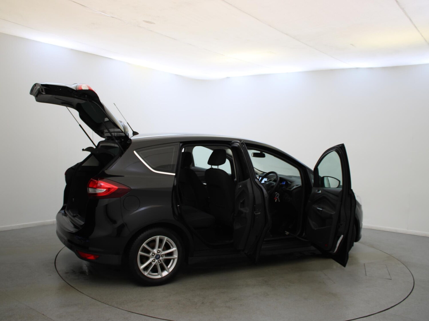 Used Ford C-Max 2016 for sale - 77829481: Photo 31