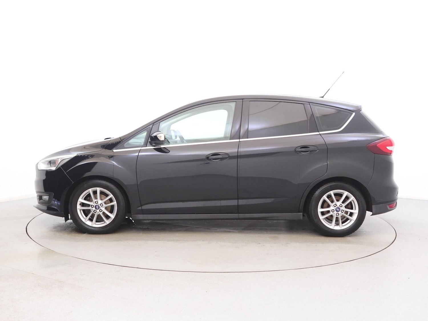 Used Ford C-Max 2016 for sale - 77829481: Photo 4