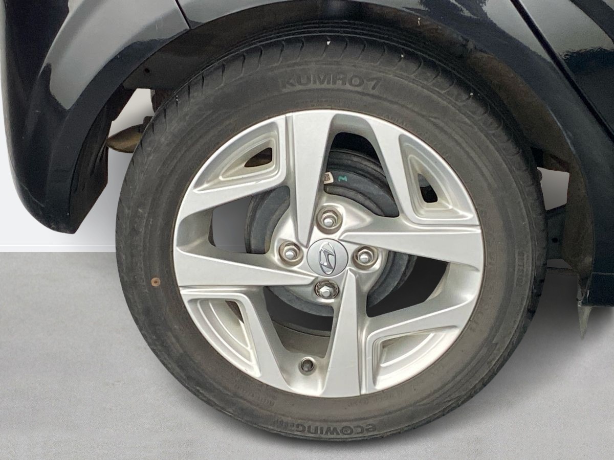 Used Hyundai i10 2022 for sale - 76805387: Photo 30