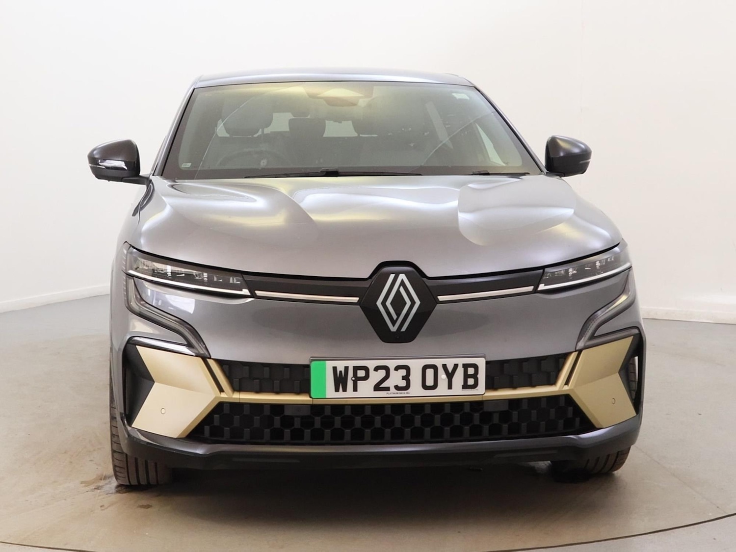 Used Renault Megane E Tech 2023 for sale - 77398023: Photo 2