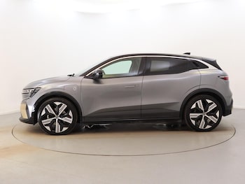 Used Renault Megane E Tech 2023 for sale - 77398023: Photo