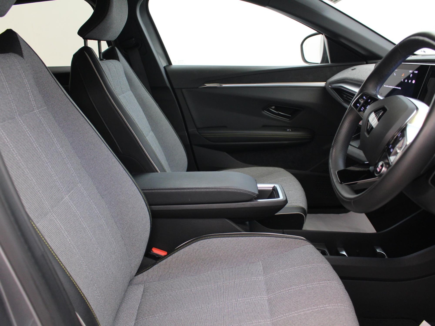 Used Renault Megane E Tech 2023 for sale - 77398023: Photo 9