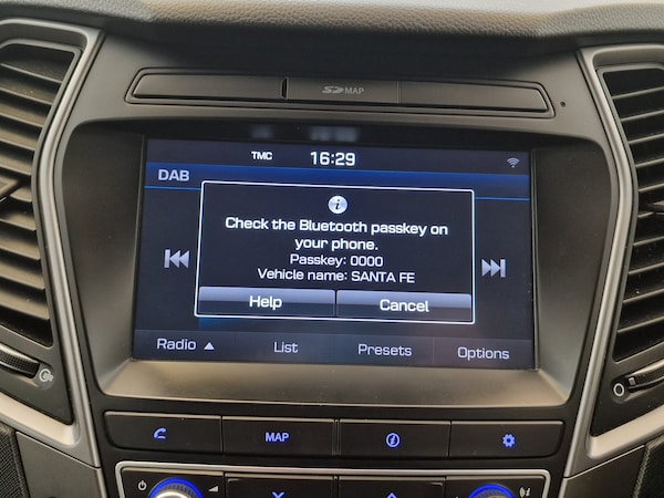 Used Hyundai Santa Fe 2016 for sale - 76219987: Photo 19
