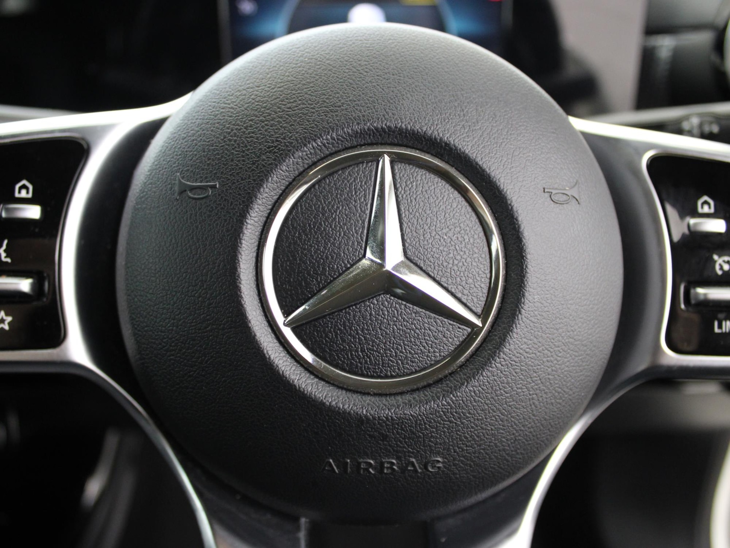 Used Mercedes-Benz A-Class 2019 for sale - 76564821: Photo 29