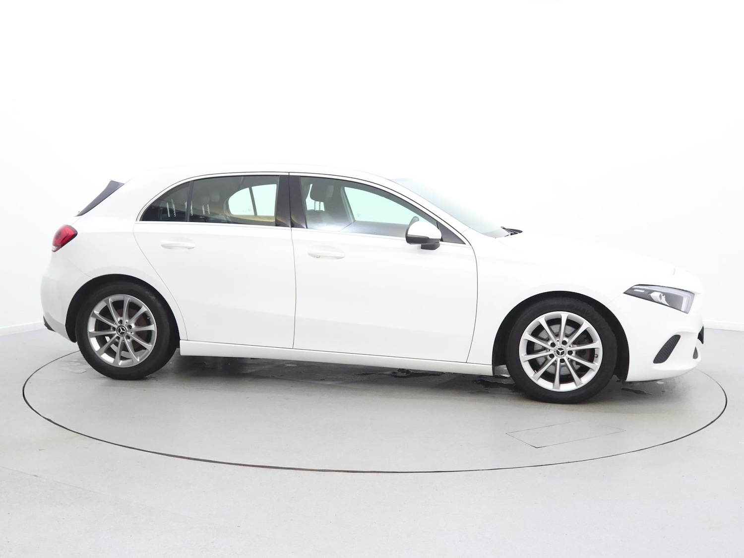 Used Mercedes-Benz A-Class 2019 for sale - 76564821: Photo 8