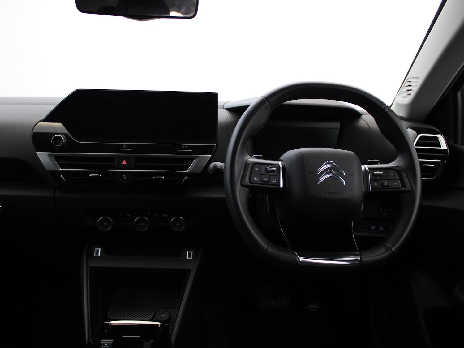 Used Citroen C4 2022 for sale - 77348510: Photo 15