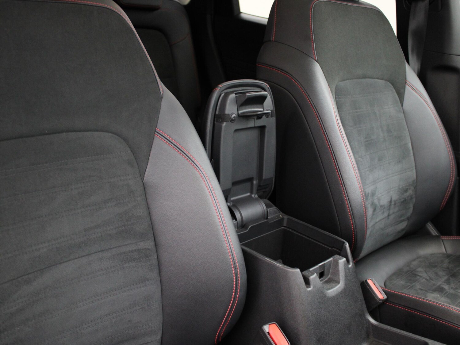 Used Ford Kuga 2022 for sale - 76564792: Photo 28