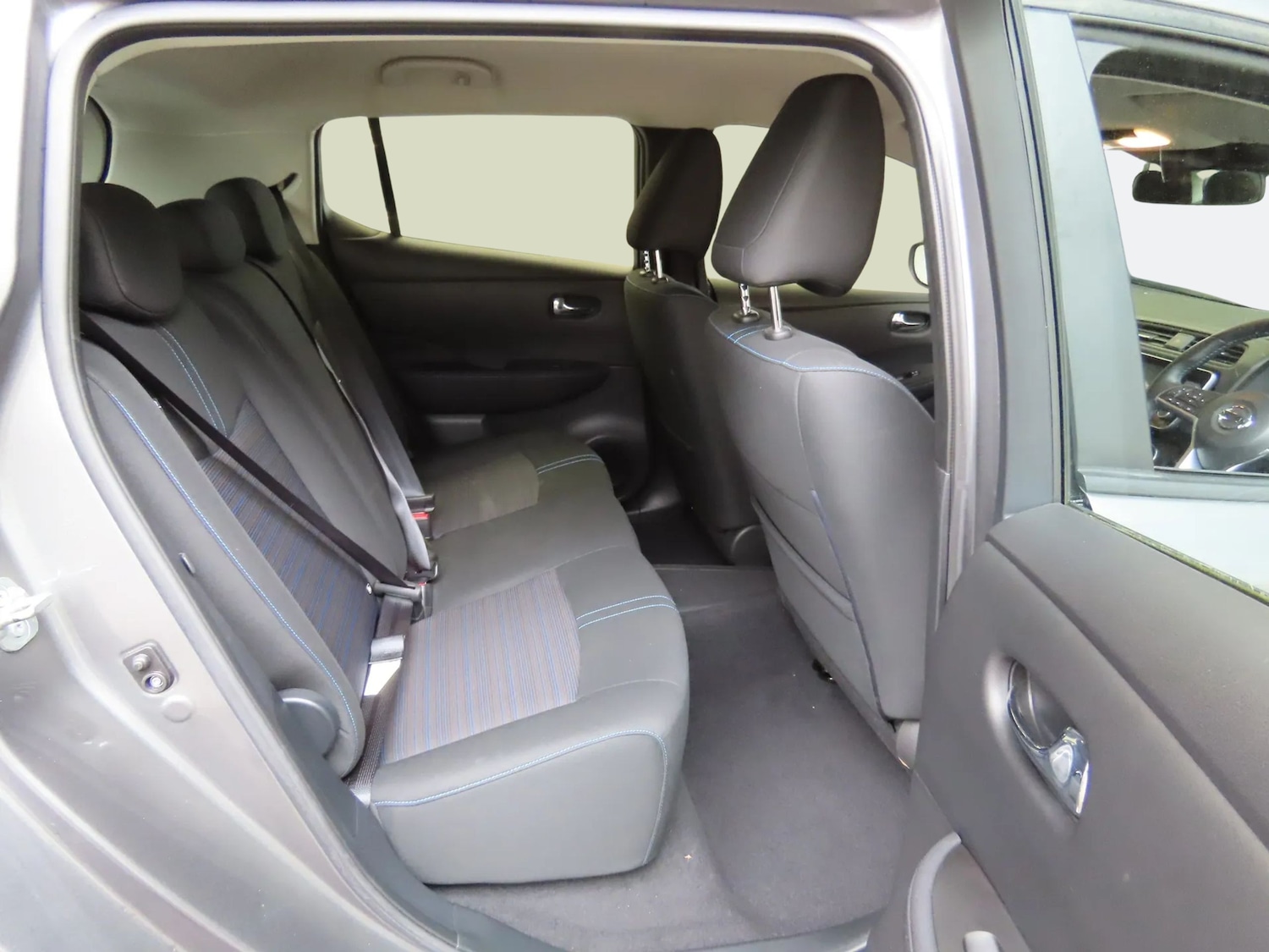 Used Nissan Leaf 2022 for sale - 78107669: Photo 6