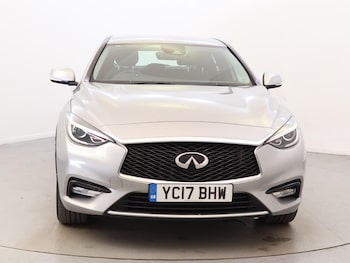 Used Infiniti Q30 2017 for sale - 78815358: Photo