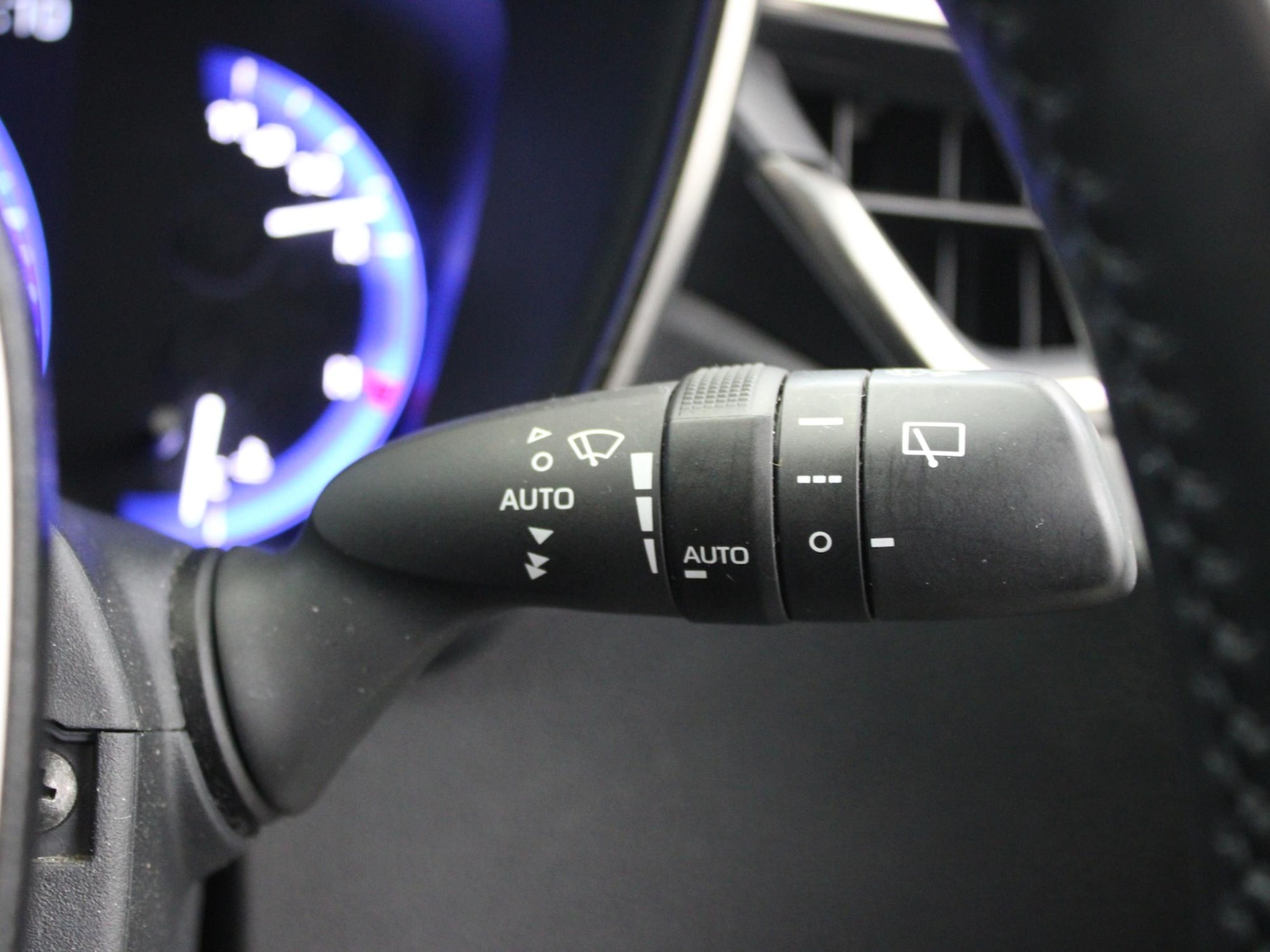 Used Toyota Corolla 2020 for sale - 78210827: Photo 35