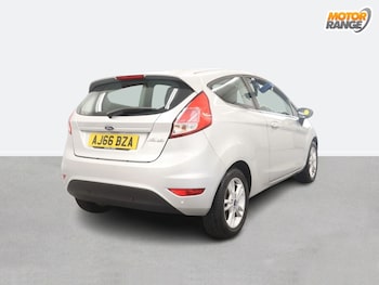 Used Ford Fiesta 2017 for sale - 76243691: Photo 4