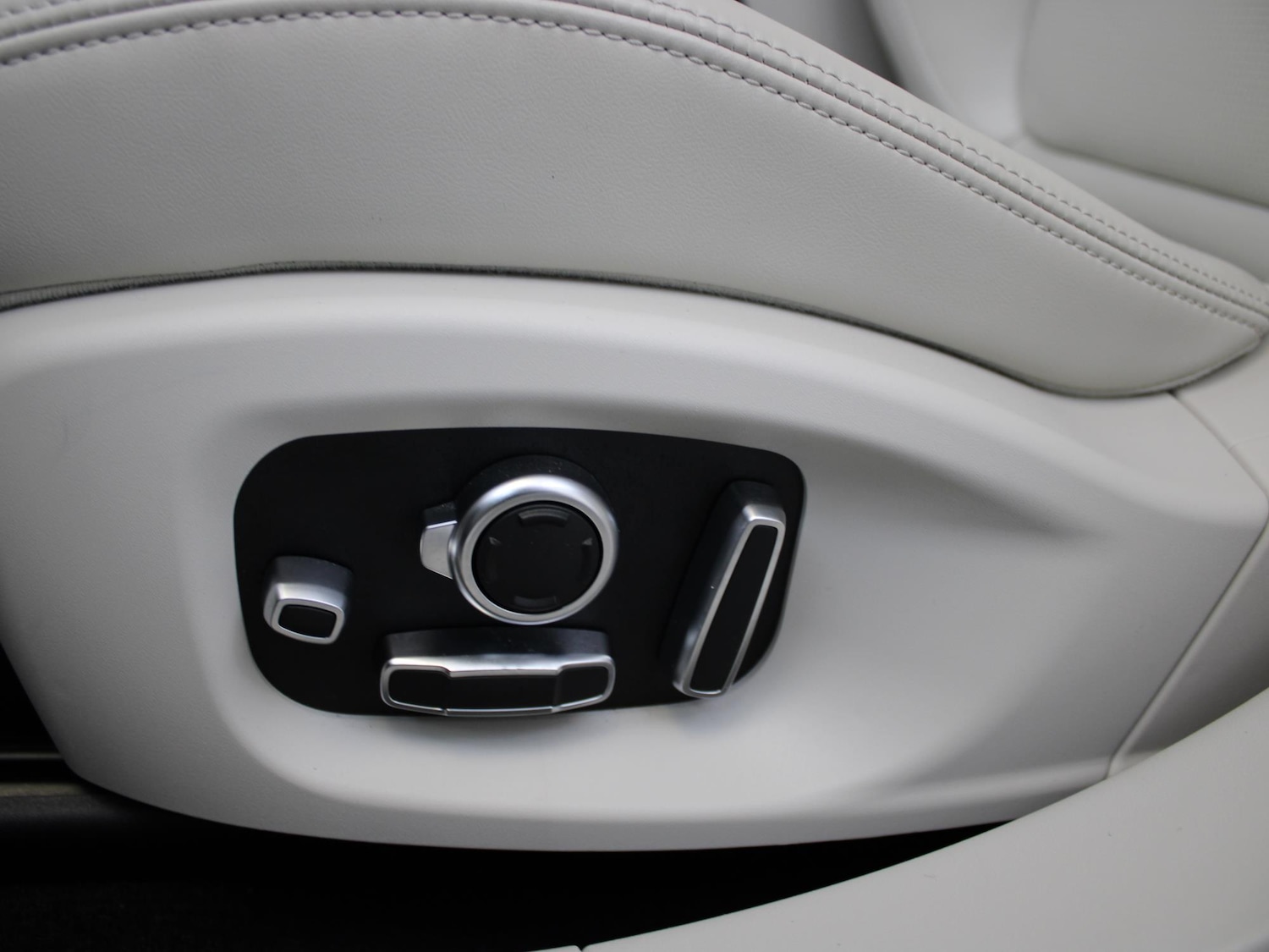 Used Jaguar I-Pace 2020 for sale - 78122472: Photo 12