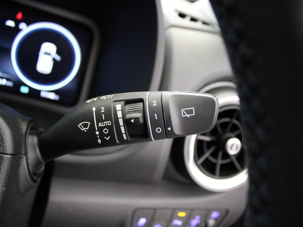 Used Hyundai KONA 2022 for sale - 76077304: Photo 32
