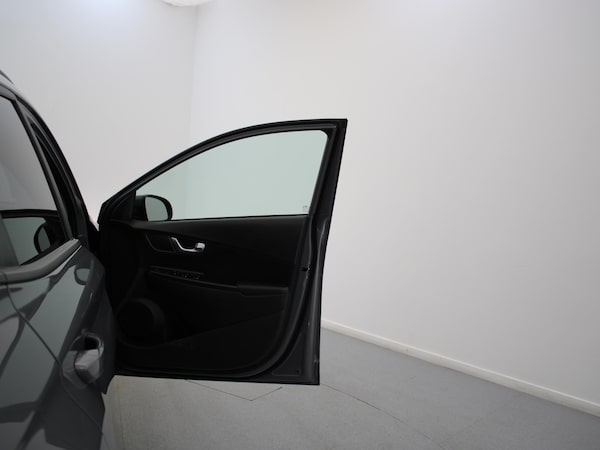 Used Hyundai KONA 2022 for sale - 76077304: Photo 34