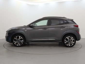Used Hyundai KONA 2022 for sale - 76077304: Photo 4