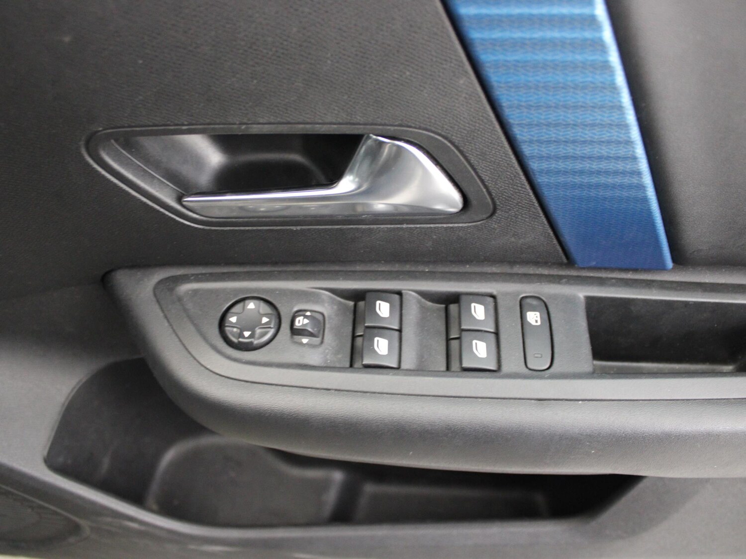 Used Citroen C4 2022 for sale - 77398075: Photo 34