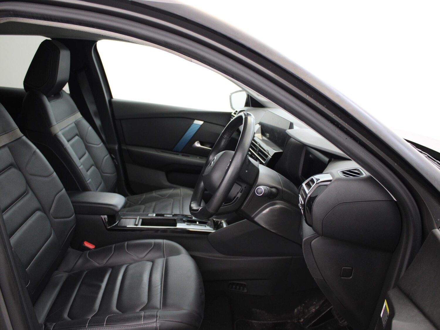 Used Citroen C4 2022 for sale - 77398075: Photo 9