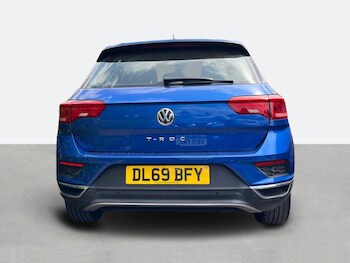 Used Volkswagen T-Roc 2019 for sale - 75461221: Photo