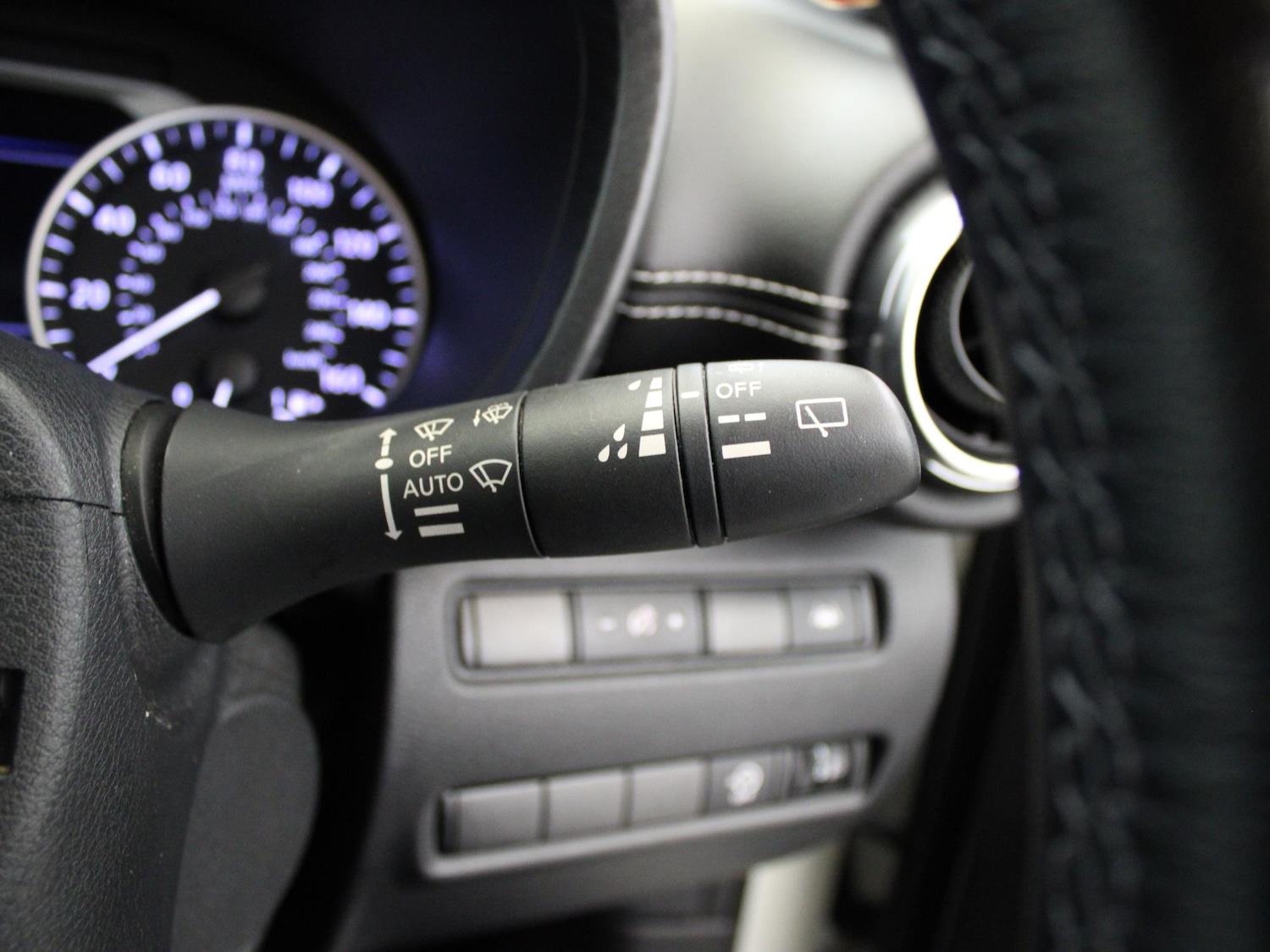 Used Nissan Juke 2023 for sale - 77011515: Photo 30