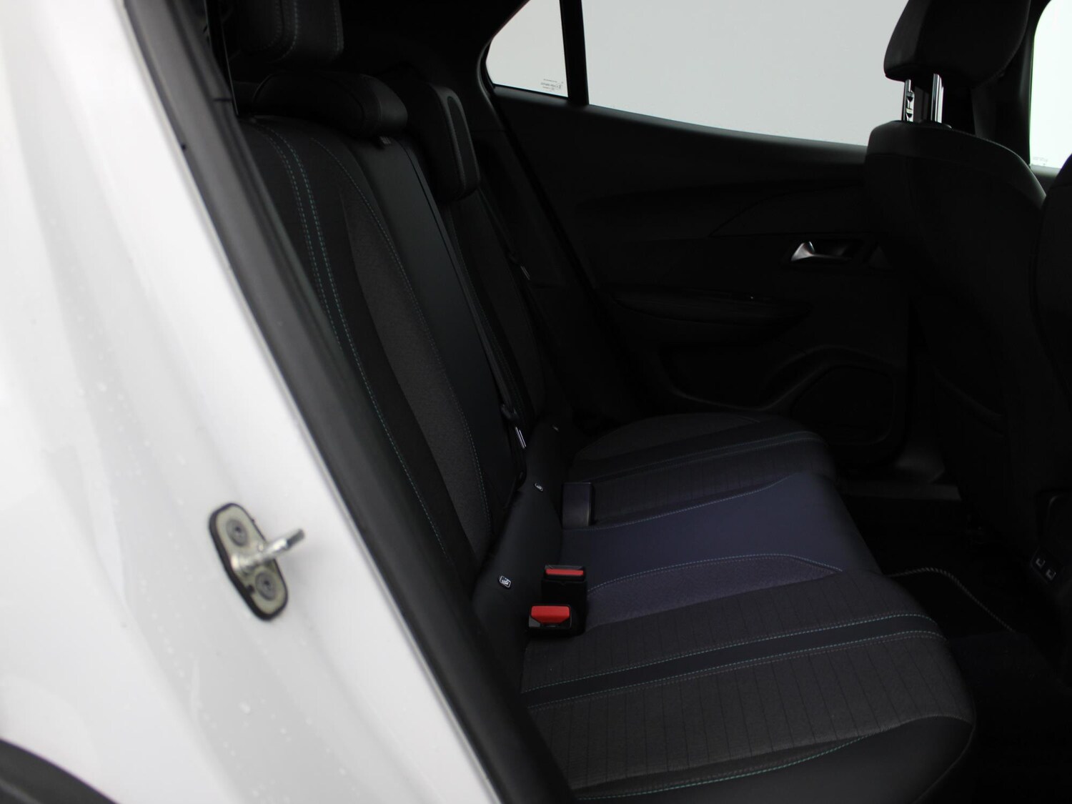 Used Peugeot 2008 2022 for sale - 77158905: Photo 12