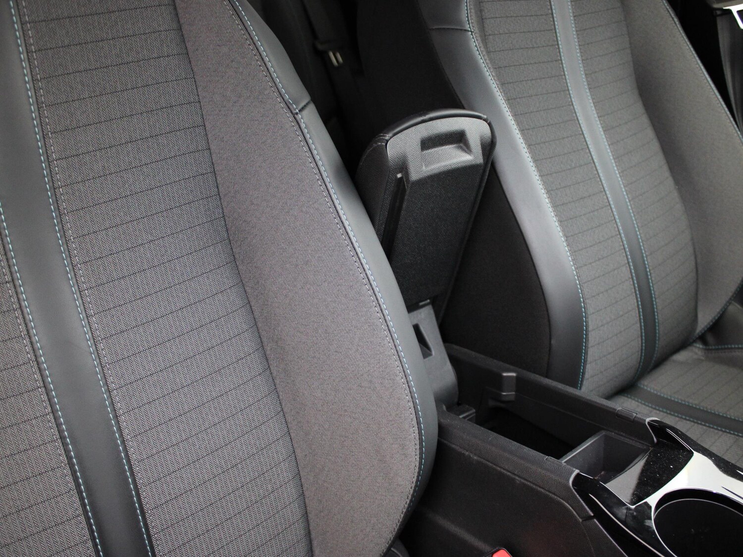 Used Peugeot 2008 2022 for sale - 77158905: Photo 22