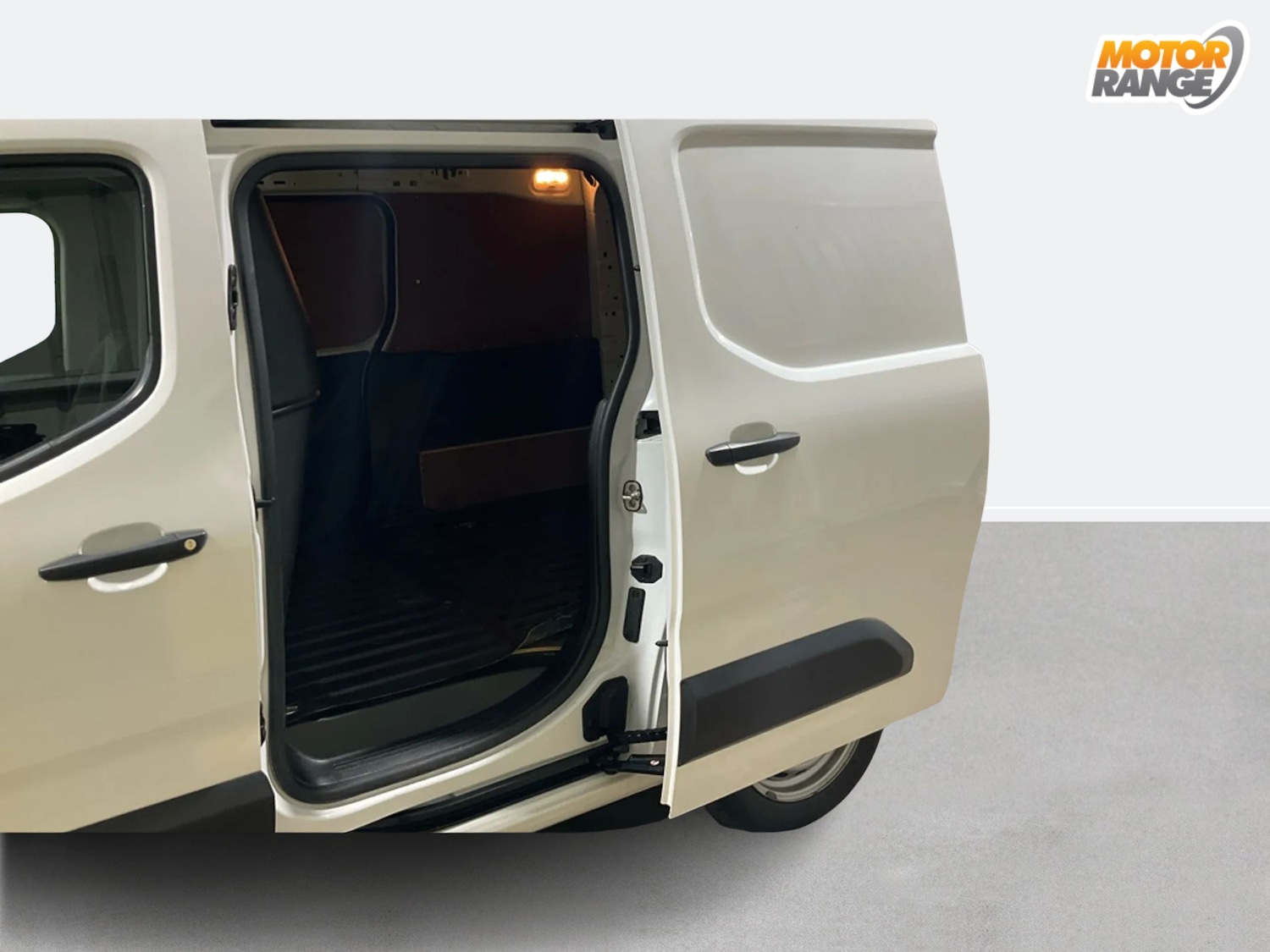 Used Toyota ProAce 2021 for sale - 76890244: Photo 8