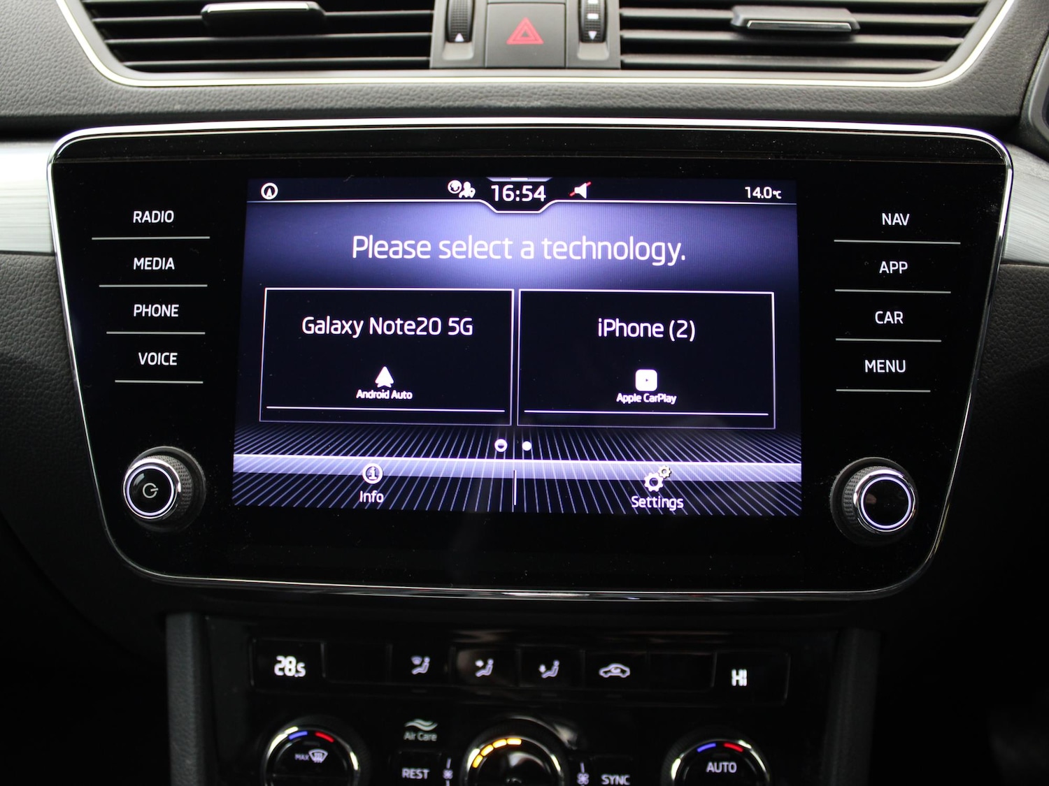 Used Skoda Superb 2021 for sale - 78218298: Photo 18