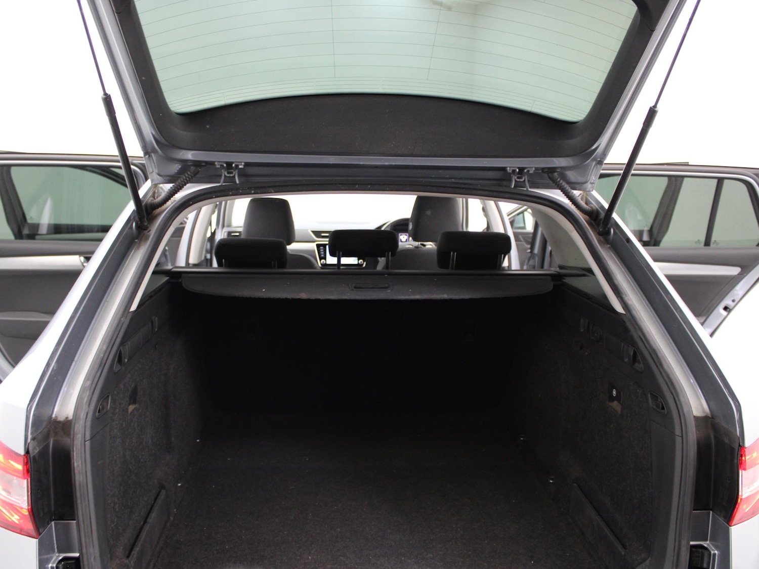 Used Skoda Superb 2021 for sale - 78218298: Photo 28