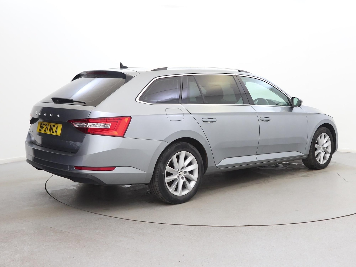 Used Skoda Superb 2021 for sale - 78218298: Photo 5