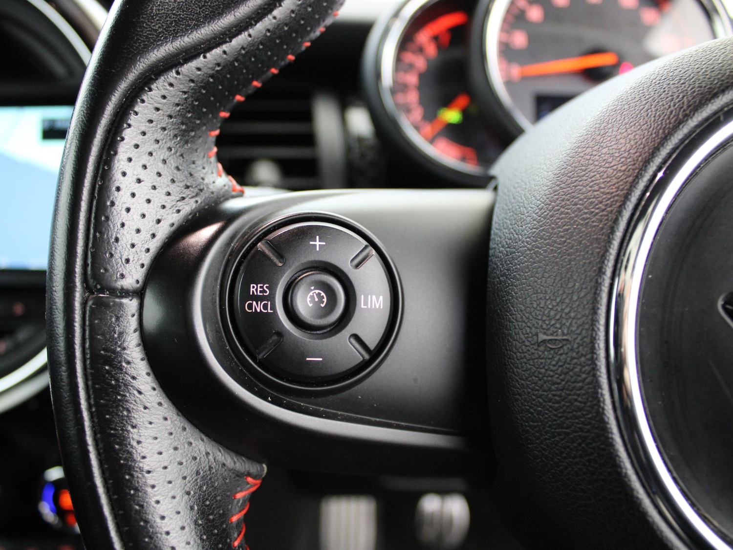 Used MINI Hatch 2017 for sale - 77220016: Photo 29