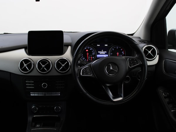 Used Mercedes-Benz B-Class 2017 for sale - 76192209: Photo 11