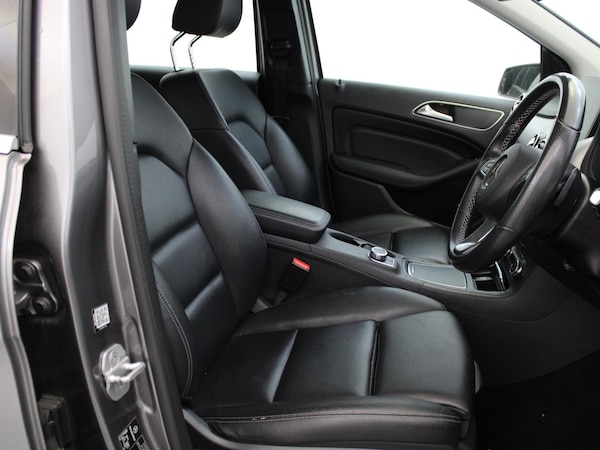 Used Mercedes-Benz B-Class 2017 for sale - 76192209: Photo 9
