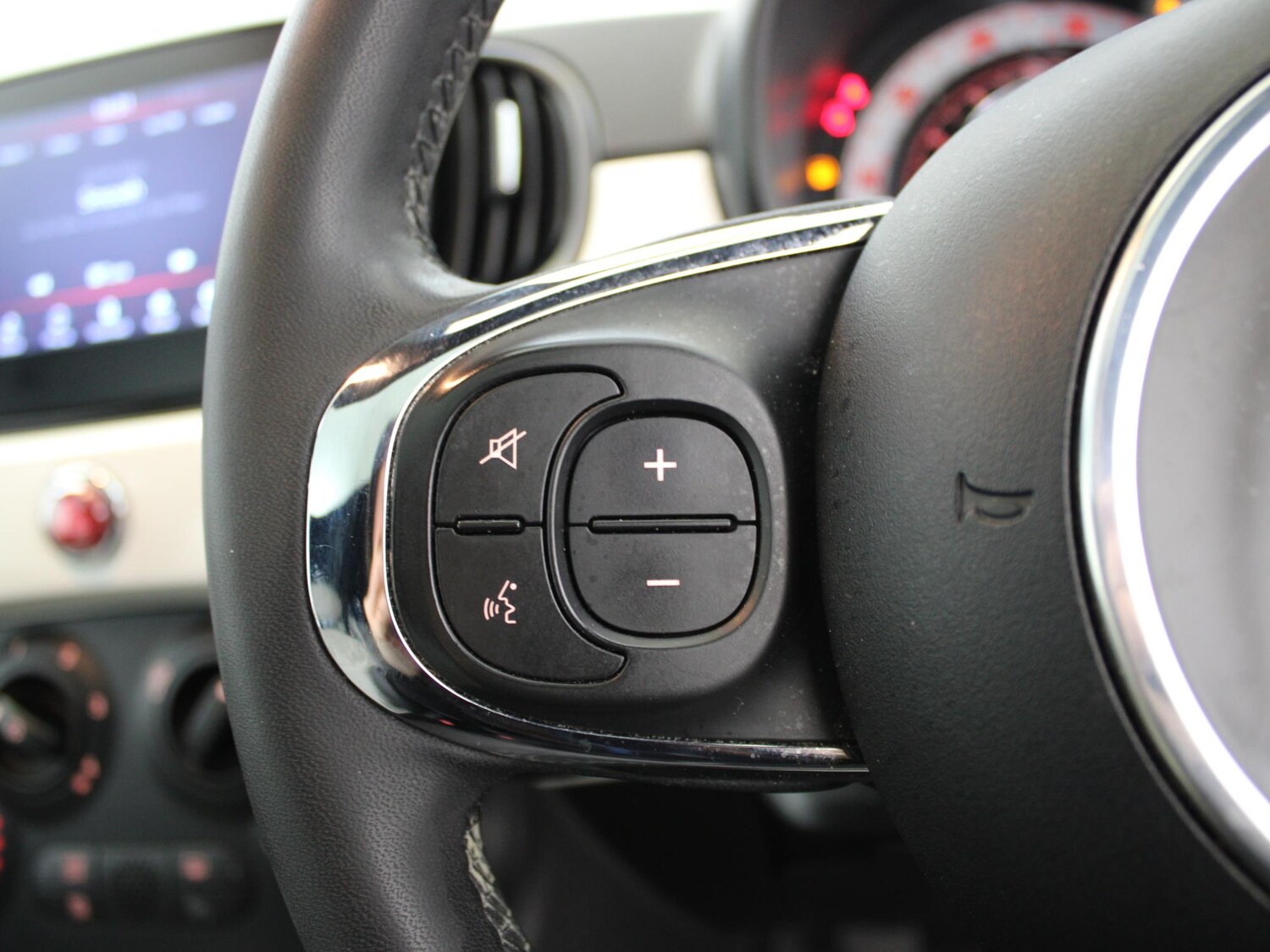 Used Fiat 500 2021 for sale - 76692289: Photo 28